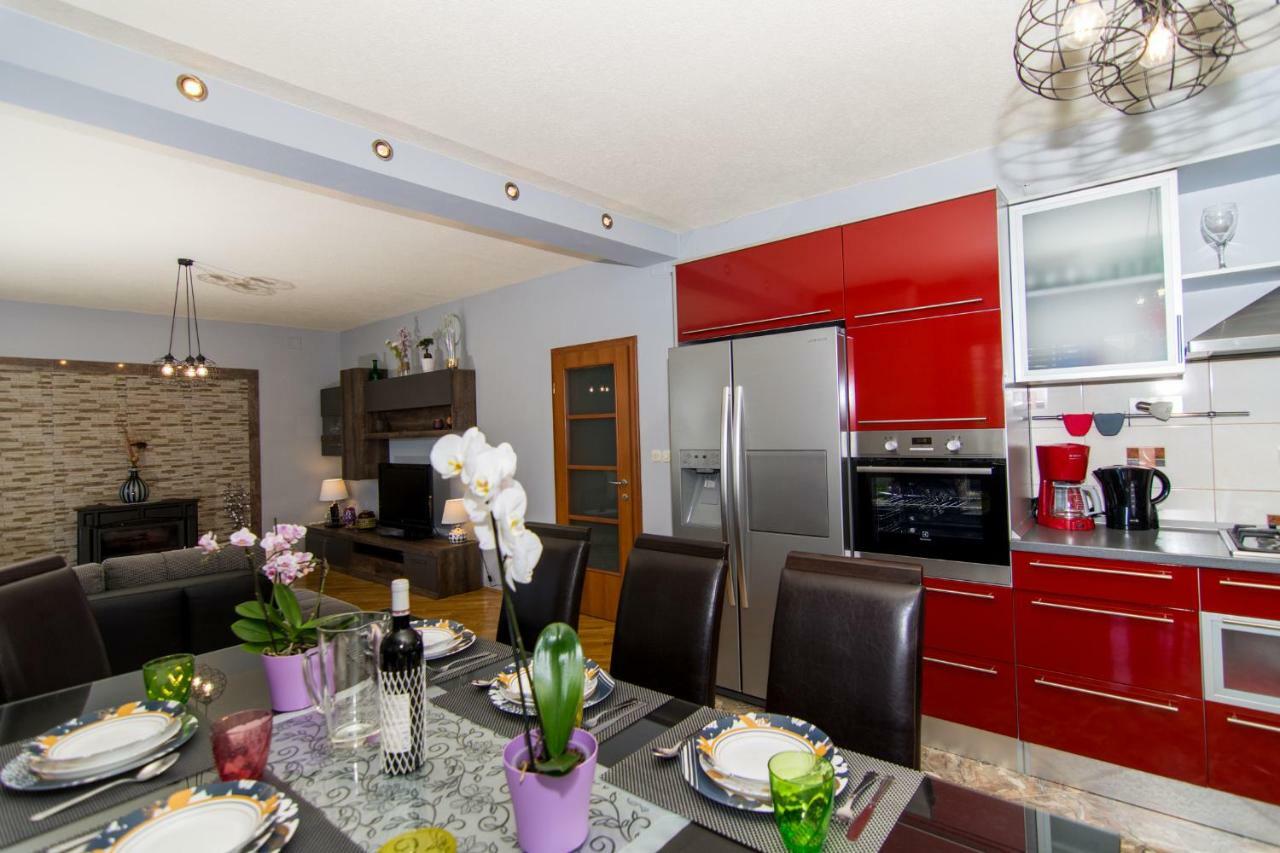 Flora Apartment Trogir Ngoại thất bức ảnh