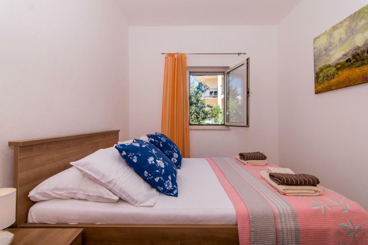 Flora Apartment Trogir Ngoại thất bức ảnh