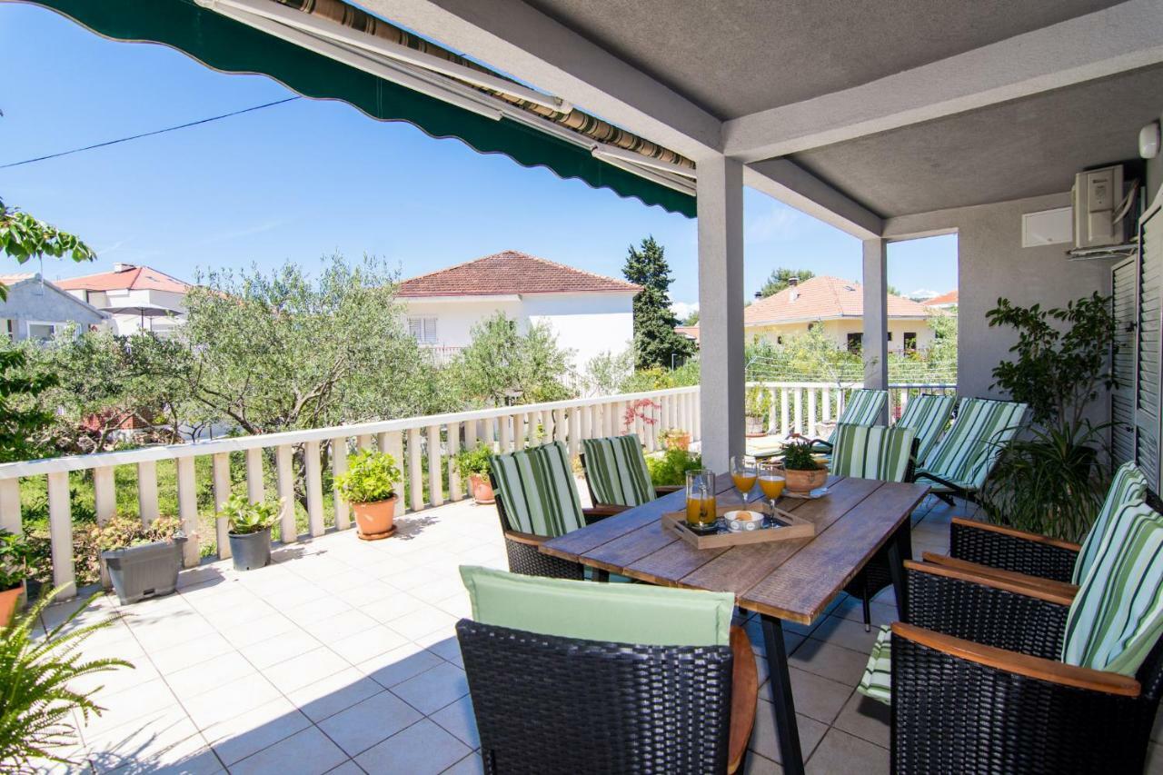 Flora Apartment Trogir Ngoại thất bức ảnh