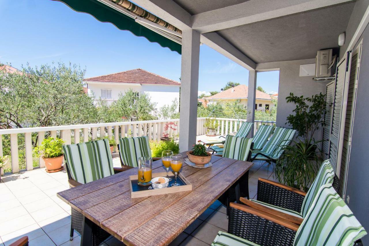 Flora Apartment Trogir Ngoại thất bức ảnh